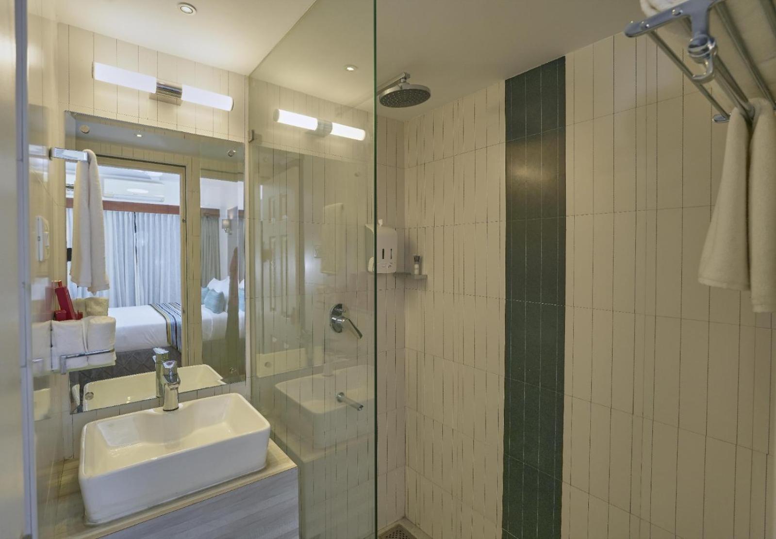 Noah Sky Suites Kochi Ngoại thất bức ảnh
